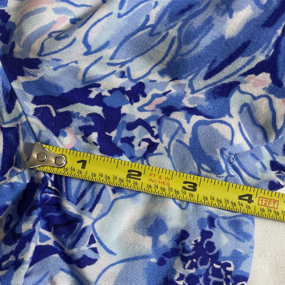 LILLY PULITZER Dahlia Shorts 4" Catch And Keep Blue Floral Scallop Hem, Size L - Picture 9 of 9